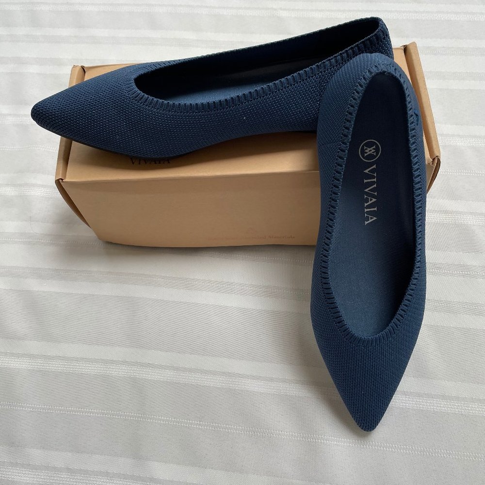 VIVAIA Pointed Toe Flats Size 8.5 (38.5)